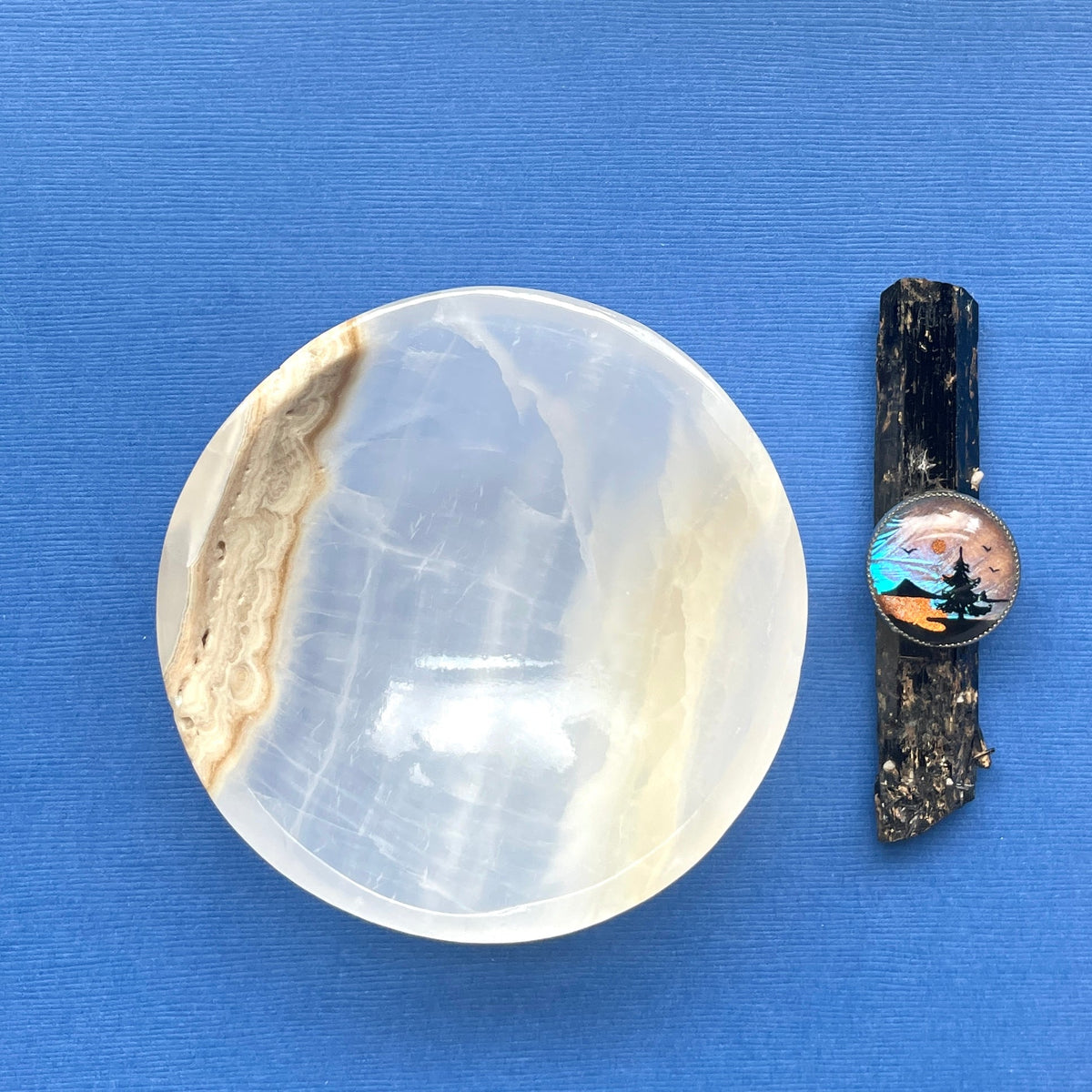 White Onyx Bowl - white onyx bowl no. 5 - Dakota Nature LLC