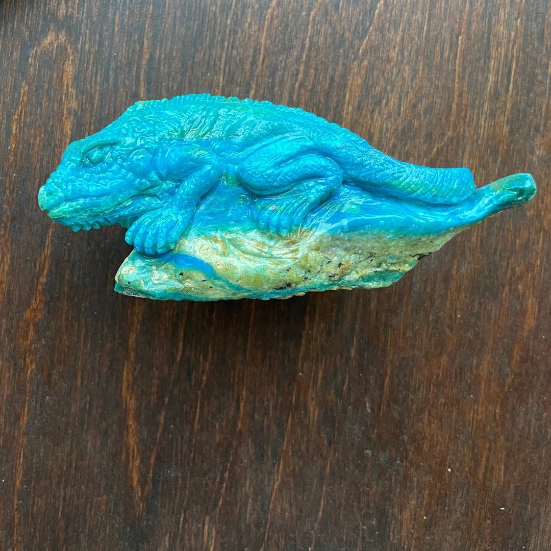 Peruvian Blue Opal Lizard carving - Dakota Nature LLC